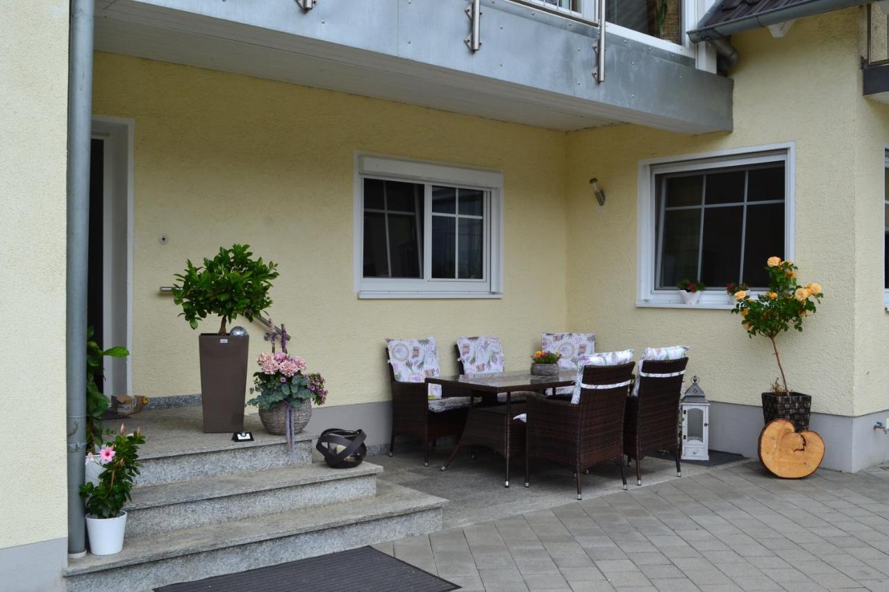 Bei Den Geissens Apartment Aldersbach Bagian luar foto